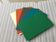 Επιτροπή 2000 σάντουιτς αργιλίου χρωμάτων πολυεστέρα * 5700 * 4mm με το πάχος 0.30mm Alu προμηθευτής